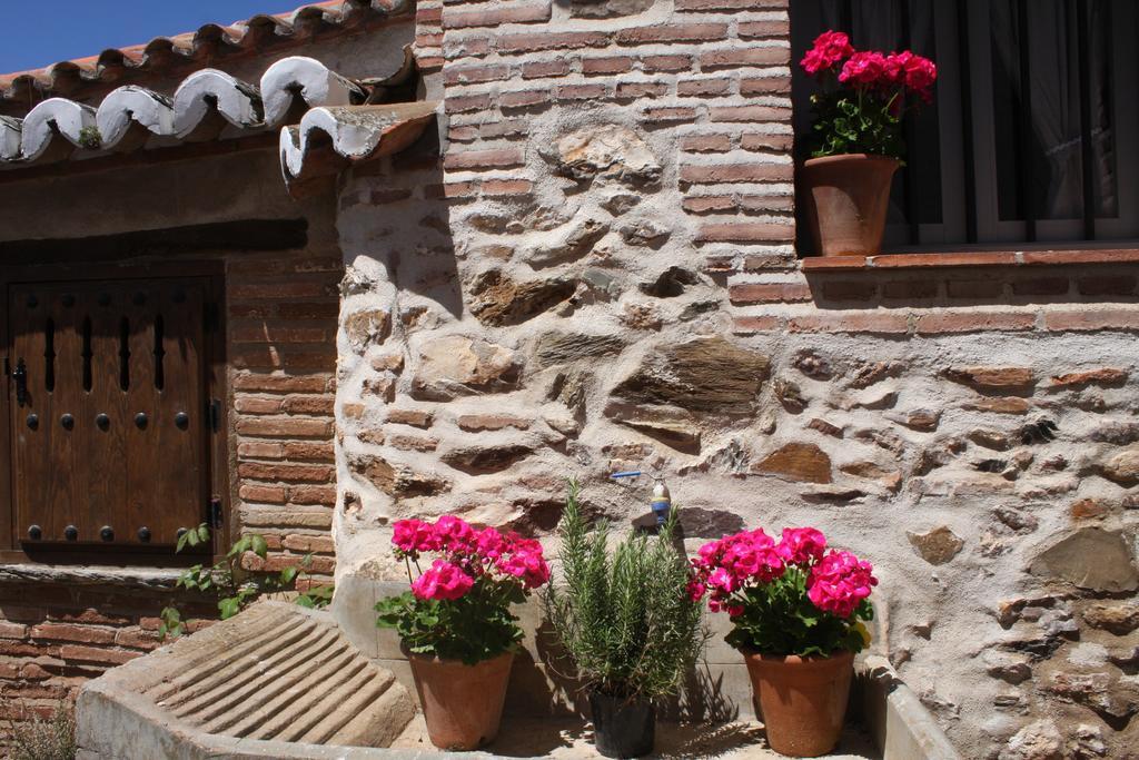 Гостевой дом Casa De La Panaderia Лос-Навалусильос Экстерьер фото
